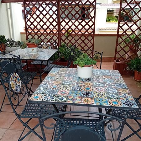 A Casa Tua Affitti Brevi Bed & Breakfast Noto Ruang foto
