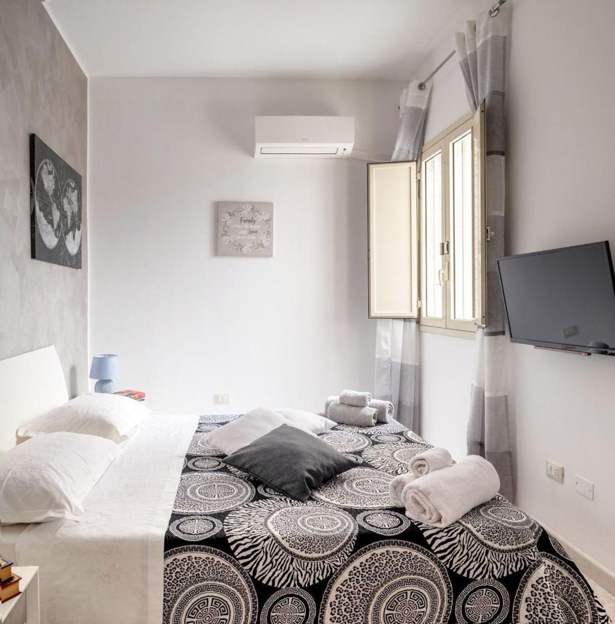 A Casa Tua Affitti Brevi Bed & Breakfast Noto Bagian luar foto