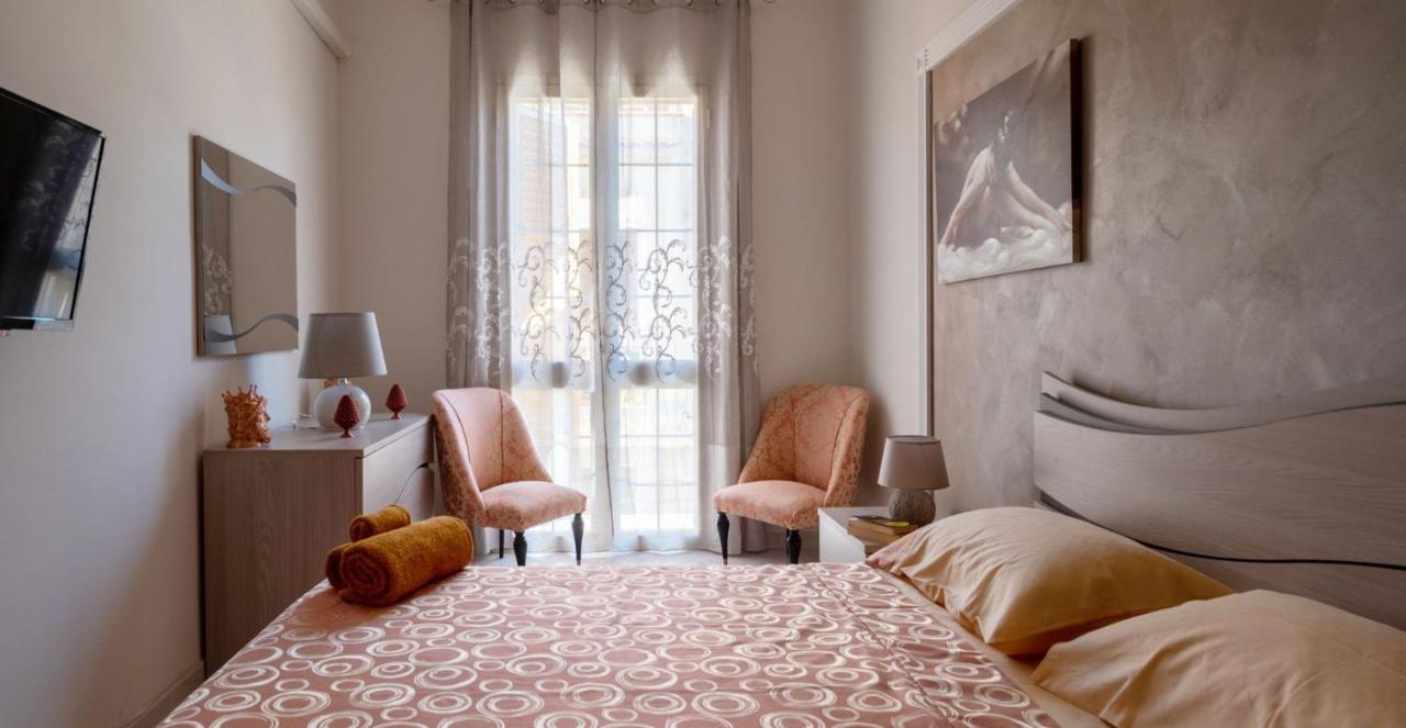 A Casa Tua Affitti Brevi Bed & Breakfast Noto Bagian luar foto