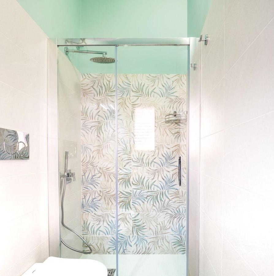 A Casa Tua Affitti Brevi Bed & Breakfast Noto Bagian luar foto