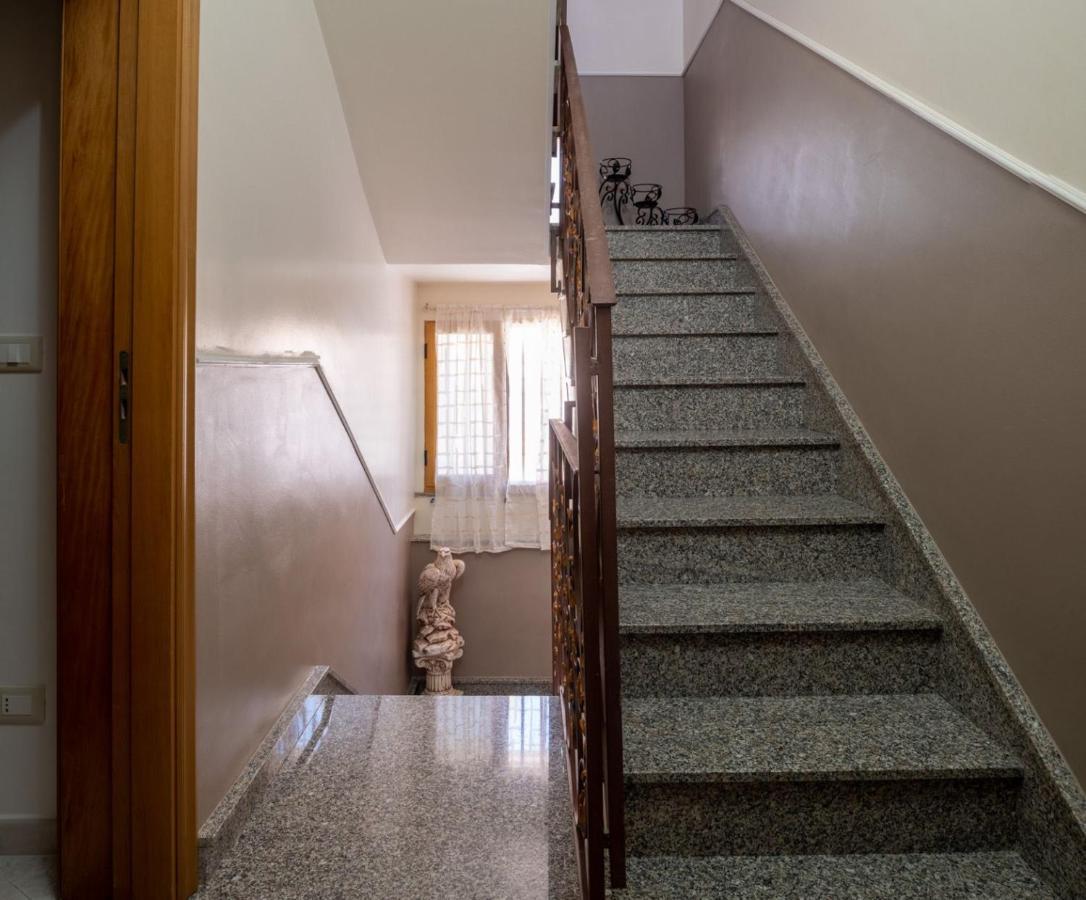 A Casa Tua Affitti Brevi Bed & Breakfast Noto Bagian luar foto