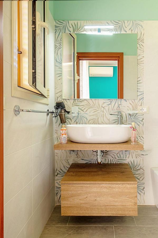 A Casa Tua Affitti Brevi Bed & Breakfast Noto Bagian luar foto